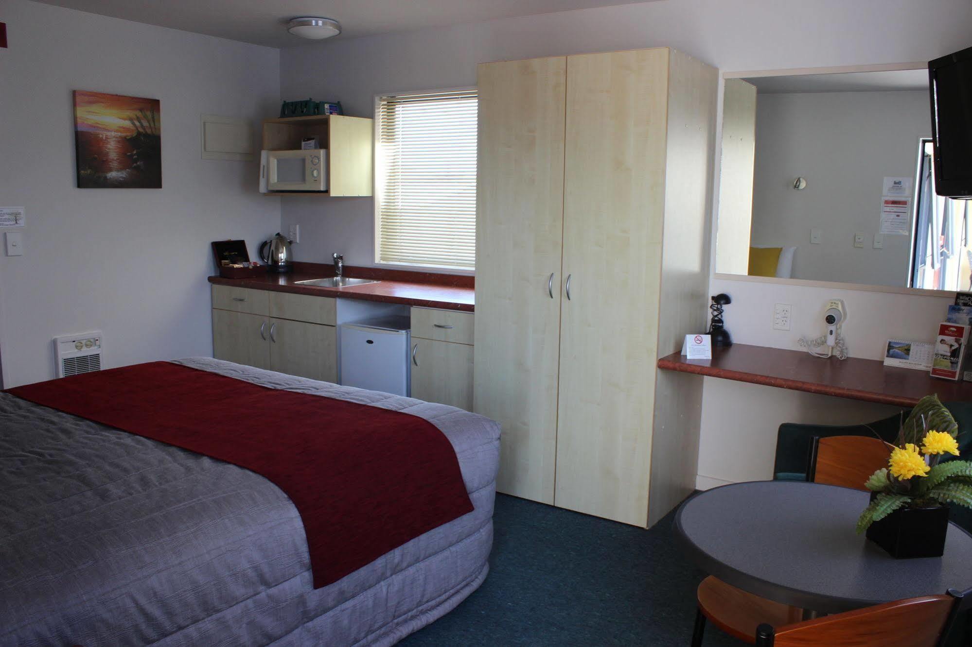 Bella Vista Motel Westport Buitenkant foto